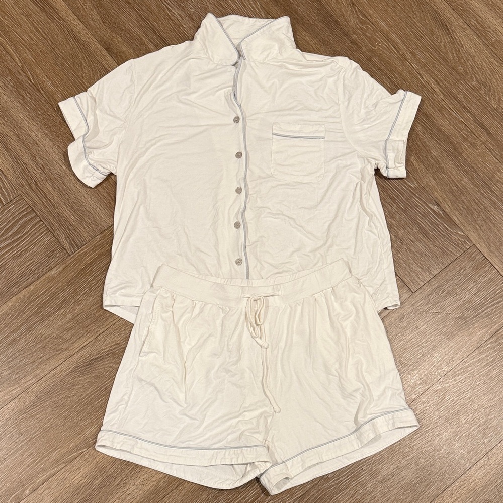 Cozy Earth Bamboo Stretch-Knit Short Sleeve Pajama Set - Picture 4 of 6